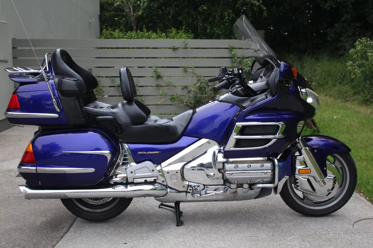 2002 Honda GL1800 Goldwing - Image 2