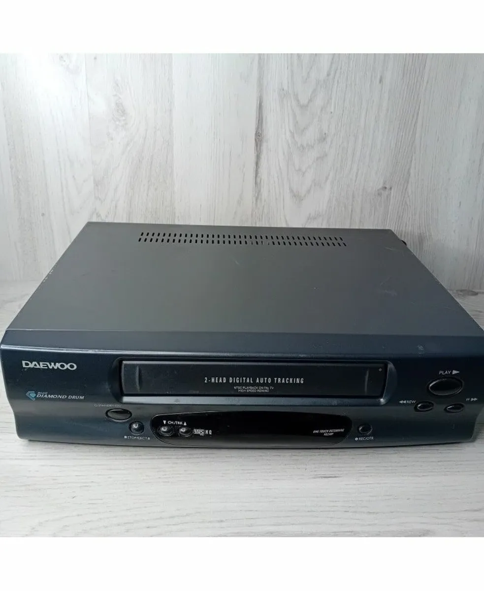 DAEWOO VCR VHS PLAYER - FREE DELIVERY