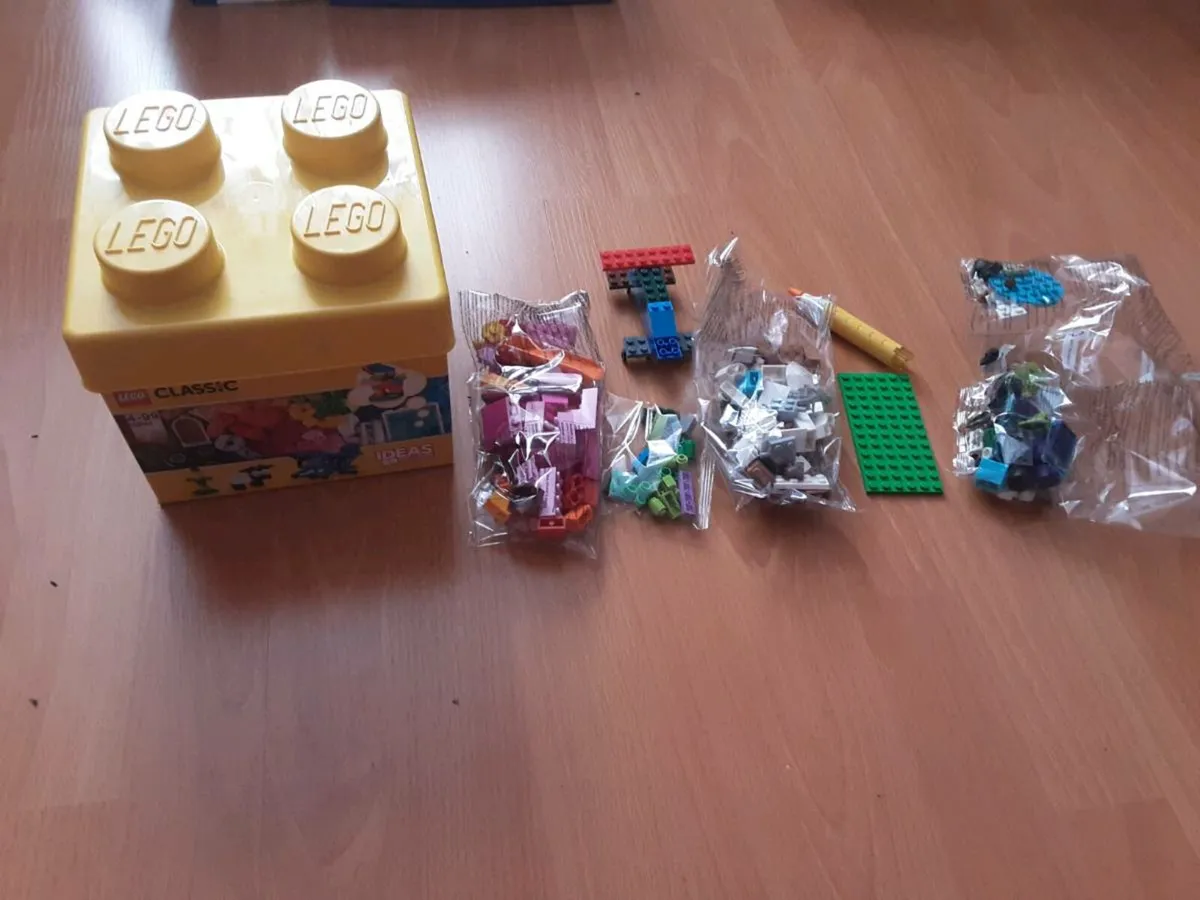 Lego - Image 1