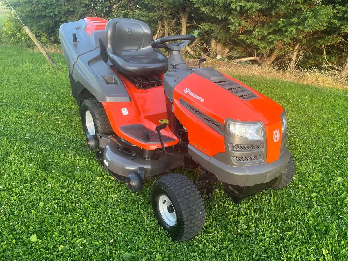 Husqvarna18hp 42 inch cut ride on lawnmower - Image 2