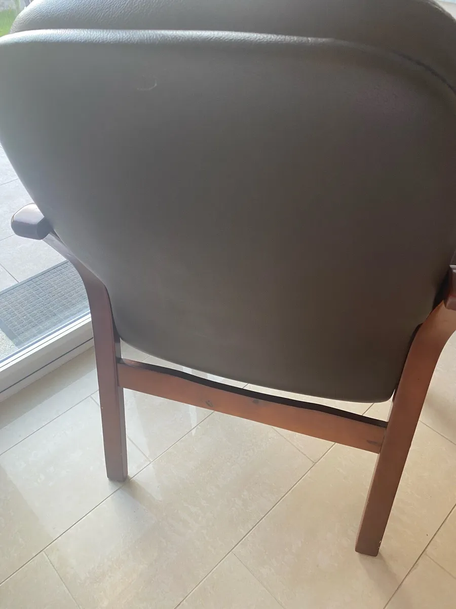 Orthopaedic chair - Image 2