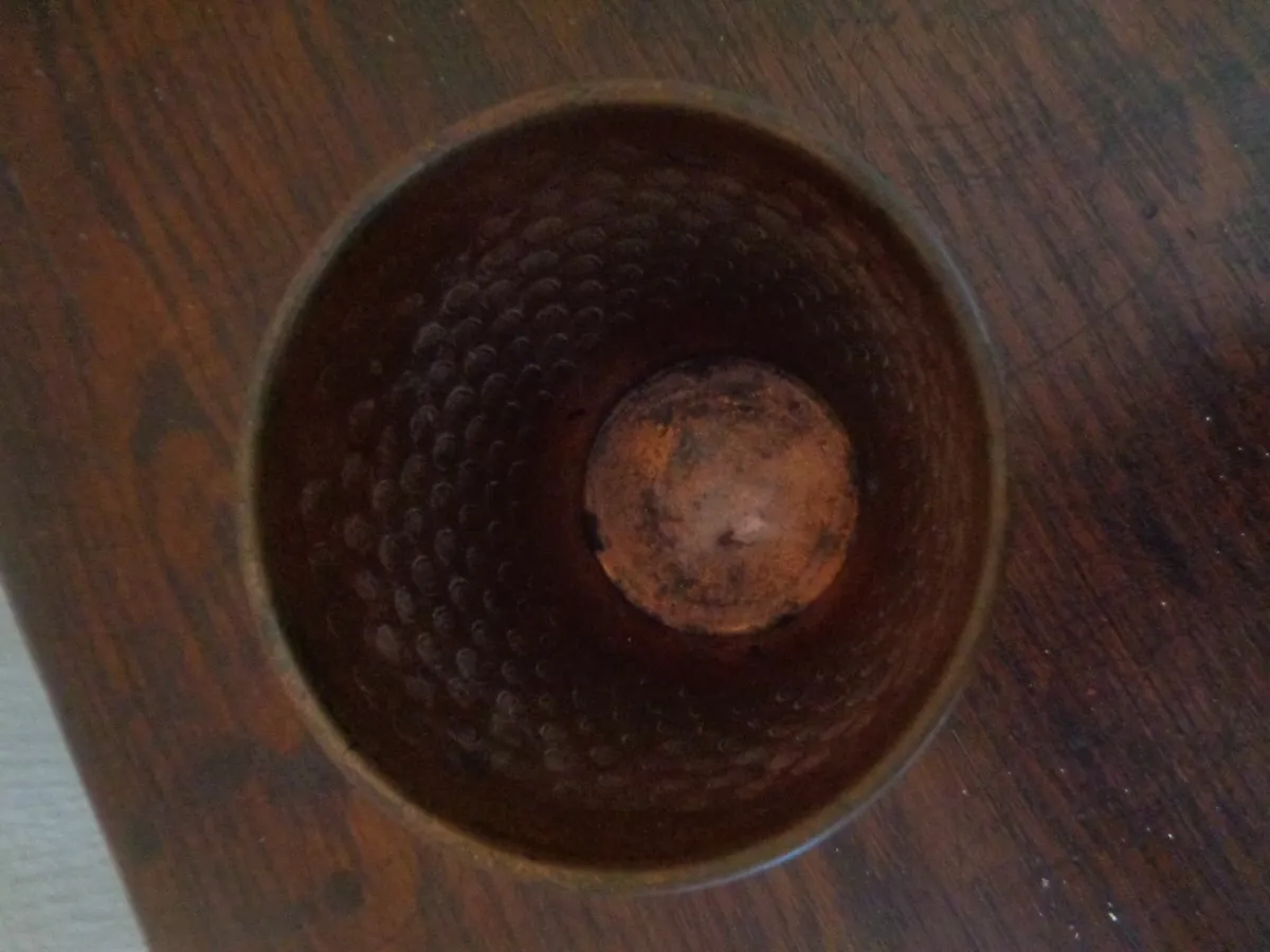 Vintage Hand Hammered Copper Container for Sale - Image 2