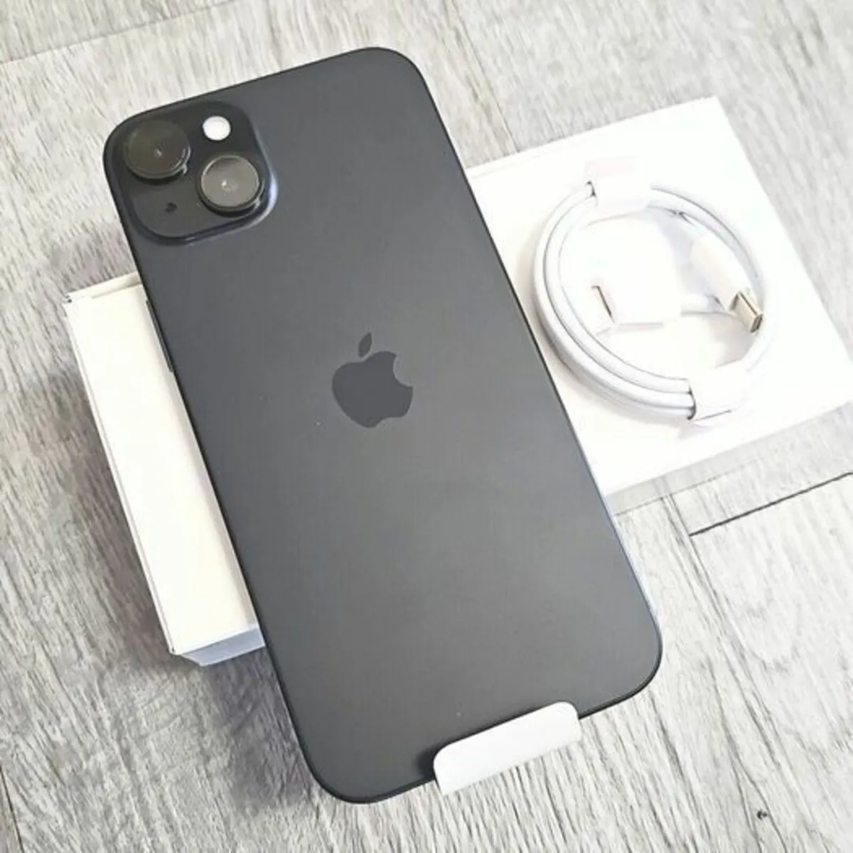 Iphone 15 BRAND new Vodafone - Image 2