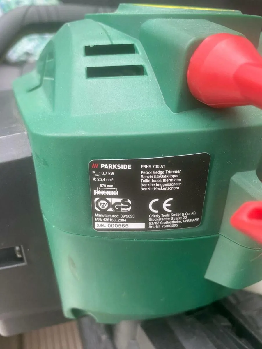 Hedge trimmer brand new - Image 4
