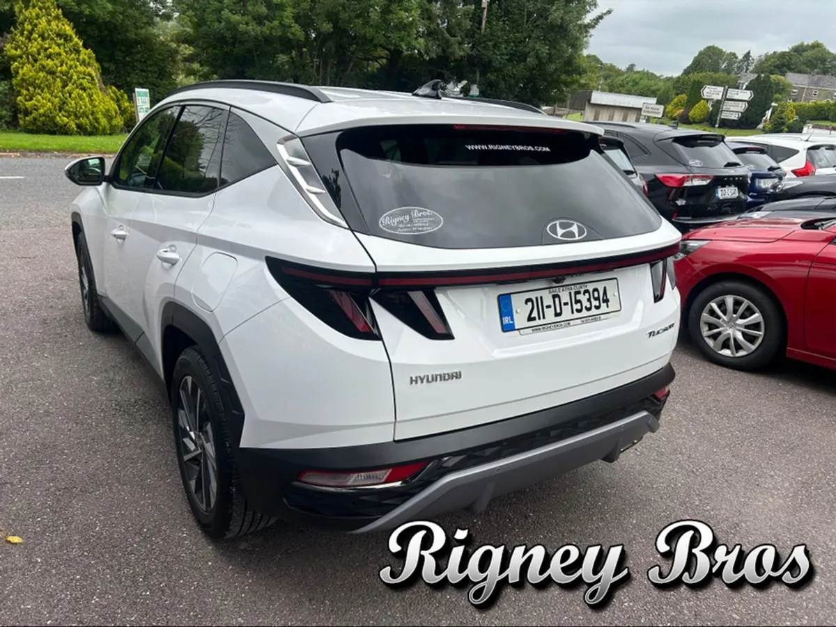 Hyundai Tucson Ix35 Executive Plus 5DR - Image 4