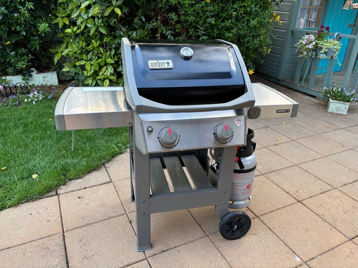 Weber Spirit ii BBQ - Image 1