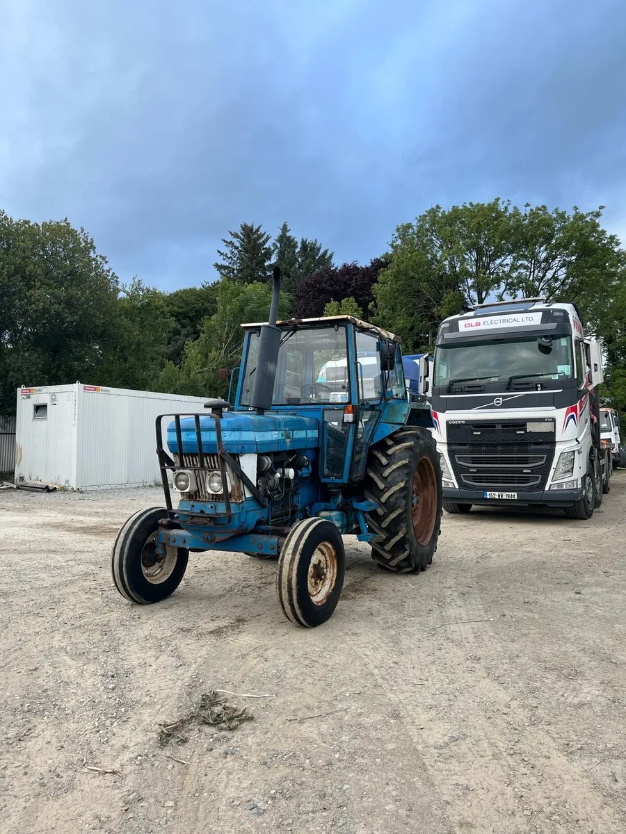 Tractor - Image 2