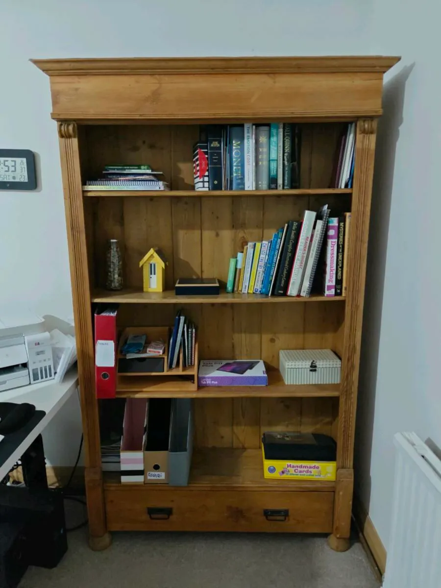 Wooden Book Case *4 Shelves* - Image 1