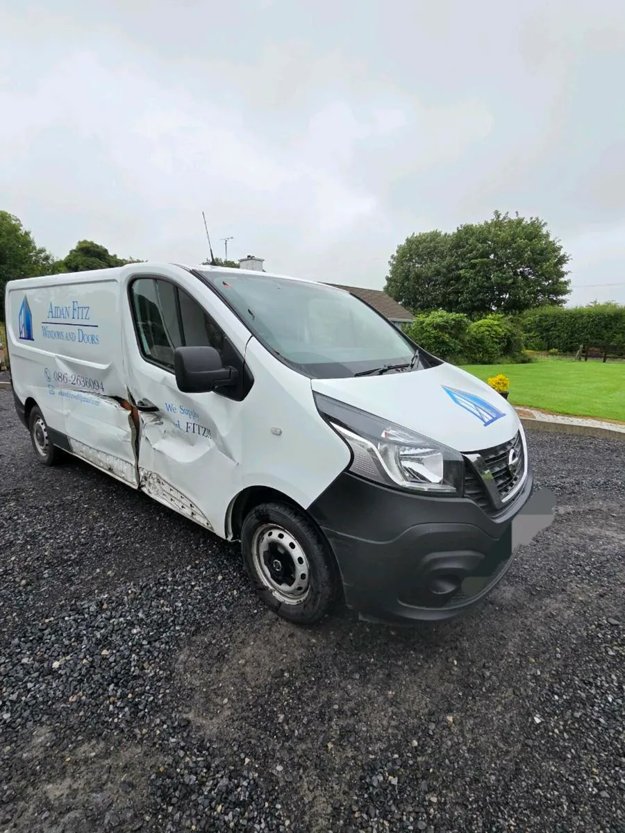 2021 Nissan nv300 - Image 2