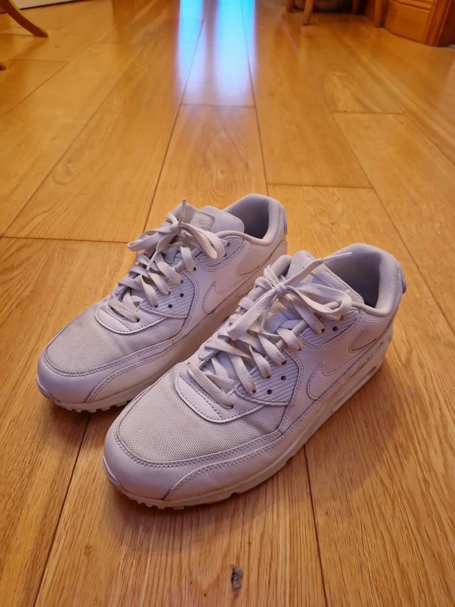 Nike air max size 8 as new - Image 4