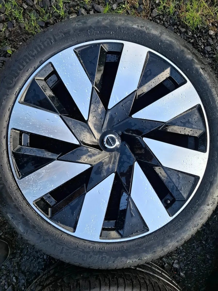 21" Genuine Volvo CX 90 Alloys with tyres - Image 2