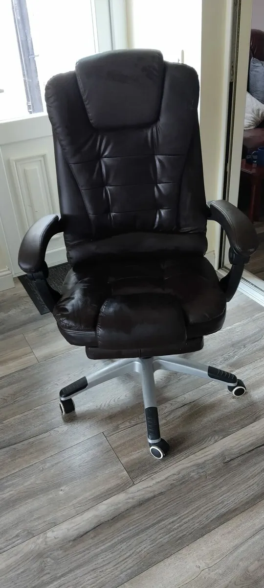 Office Chair - Image 1