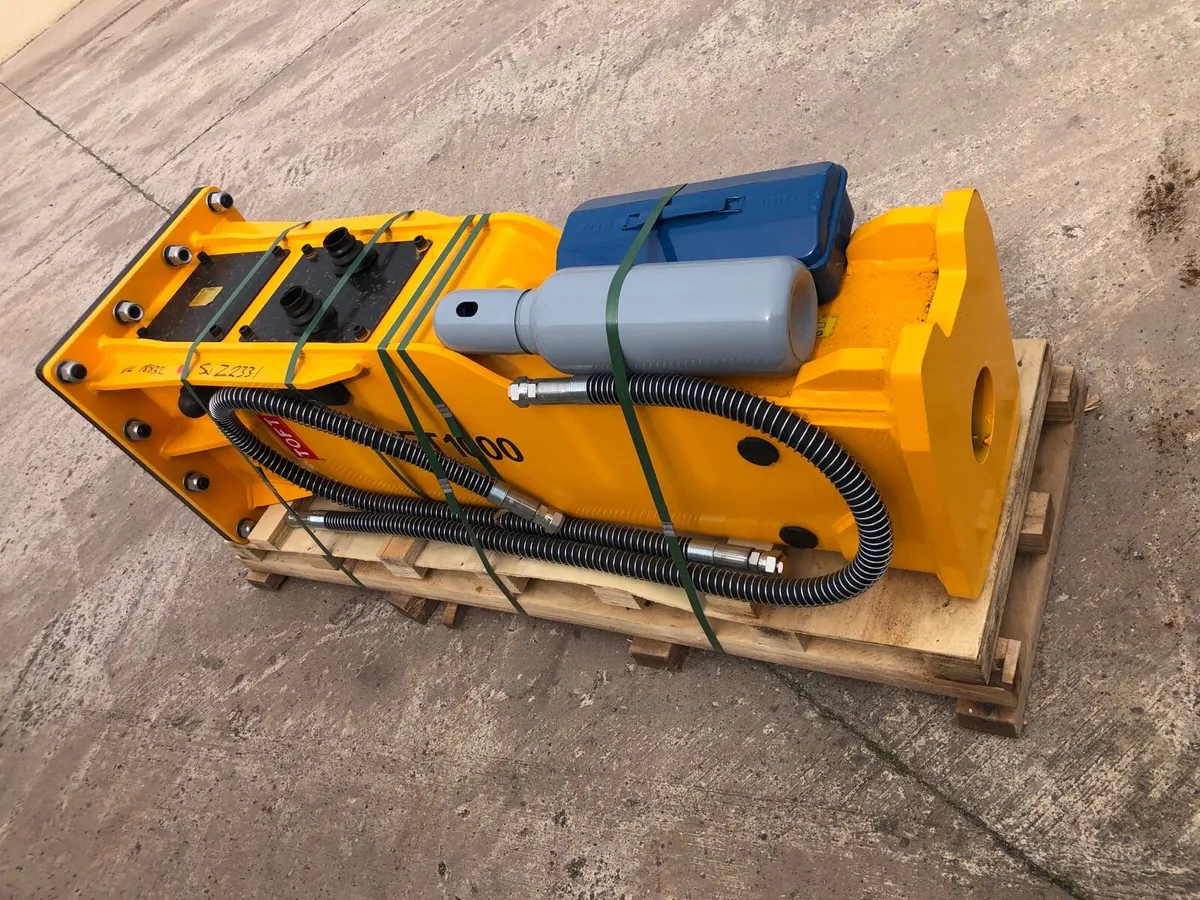 13 tonne rock hammer - Image 4