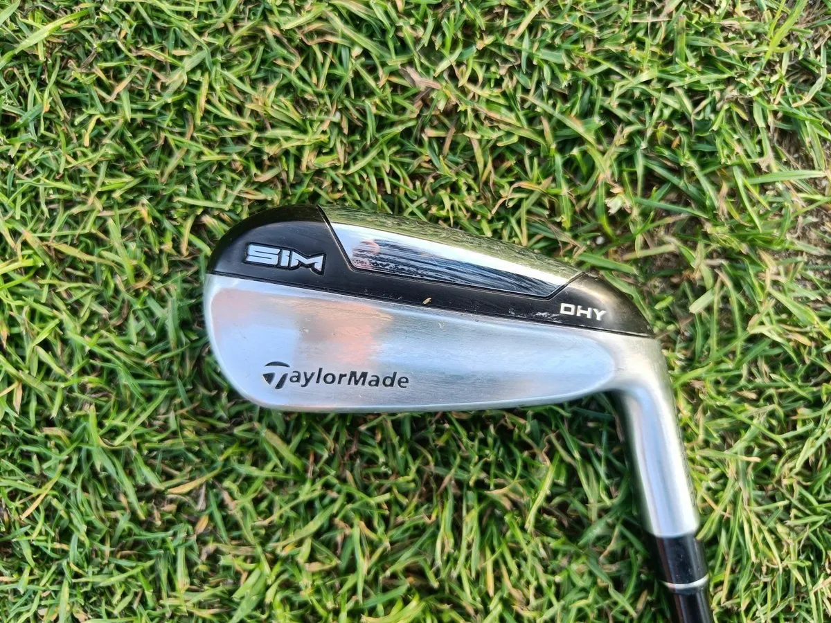 TaylorMade SIM DHY hybrid iron - Image 1