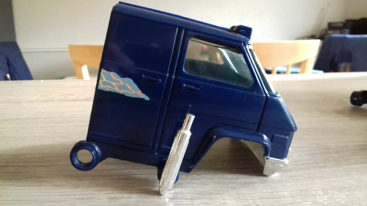 M.A.S.K. Volcano Cab - Image 2
