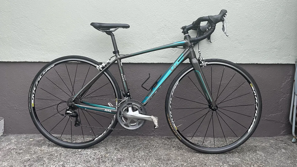 Giant Avail Road bike. - Image 1