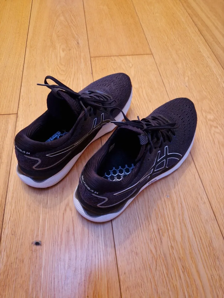 Asics gel nimbus 24 size 8 new - Image 4