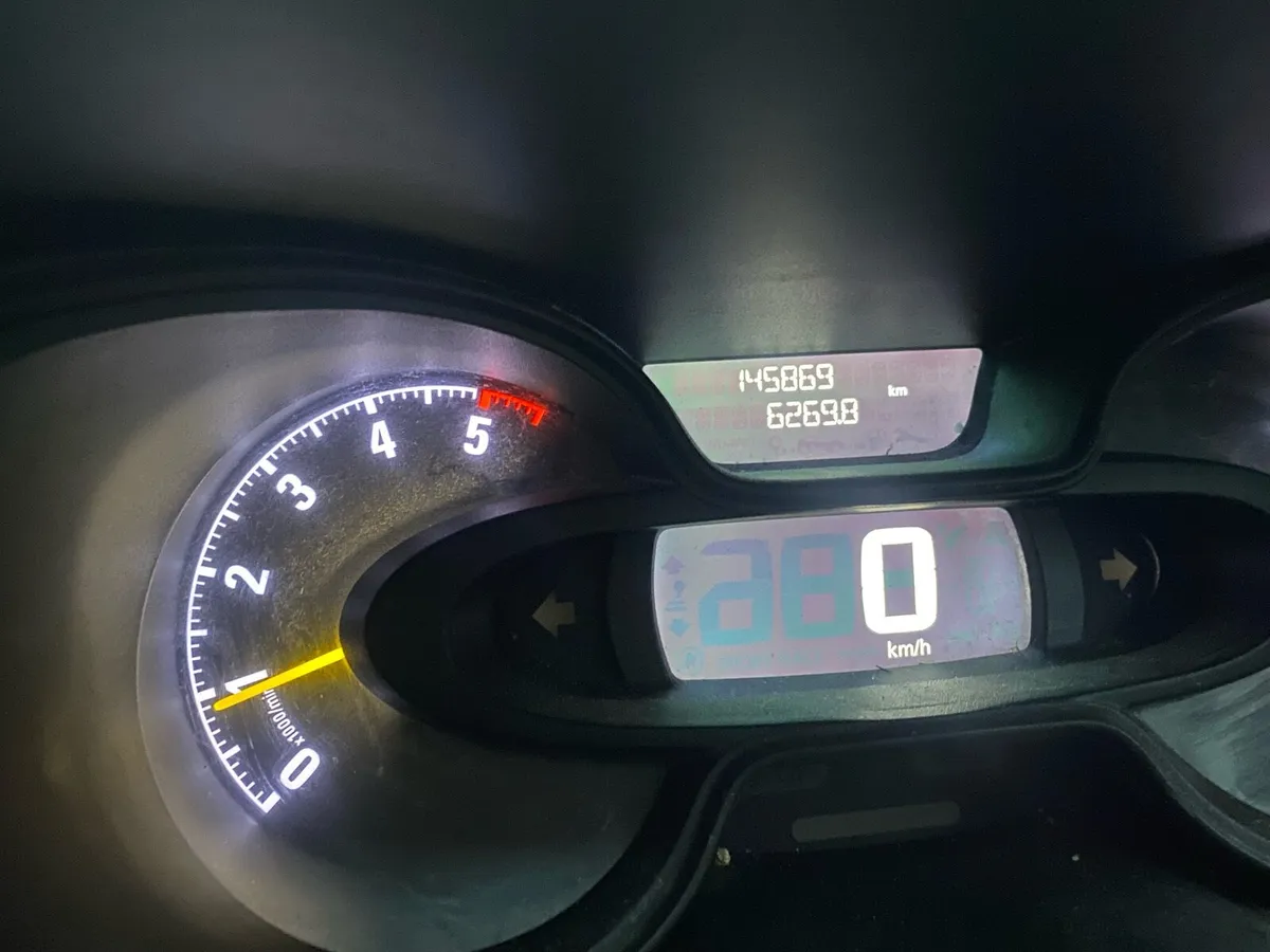 Opel vivaro - Image 3