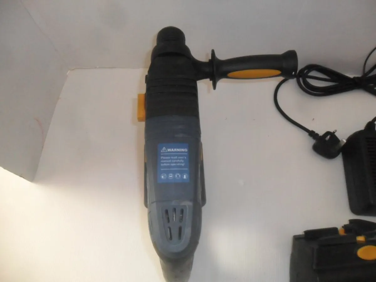 Power craft 24v SDS plus hammer drill - Image 4