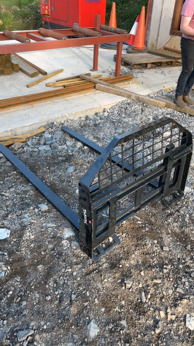 🔴Skid steer pallet forks -quick attach 🔴 - Image 2