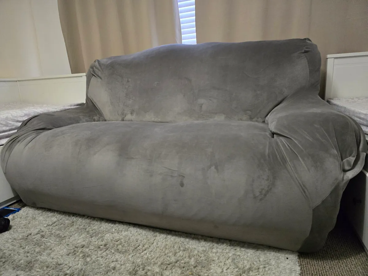 Sofa 2 seats recliner electric - Image 4