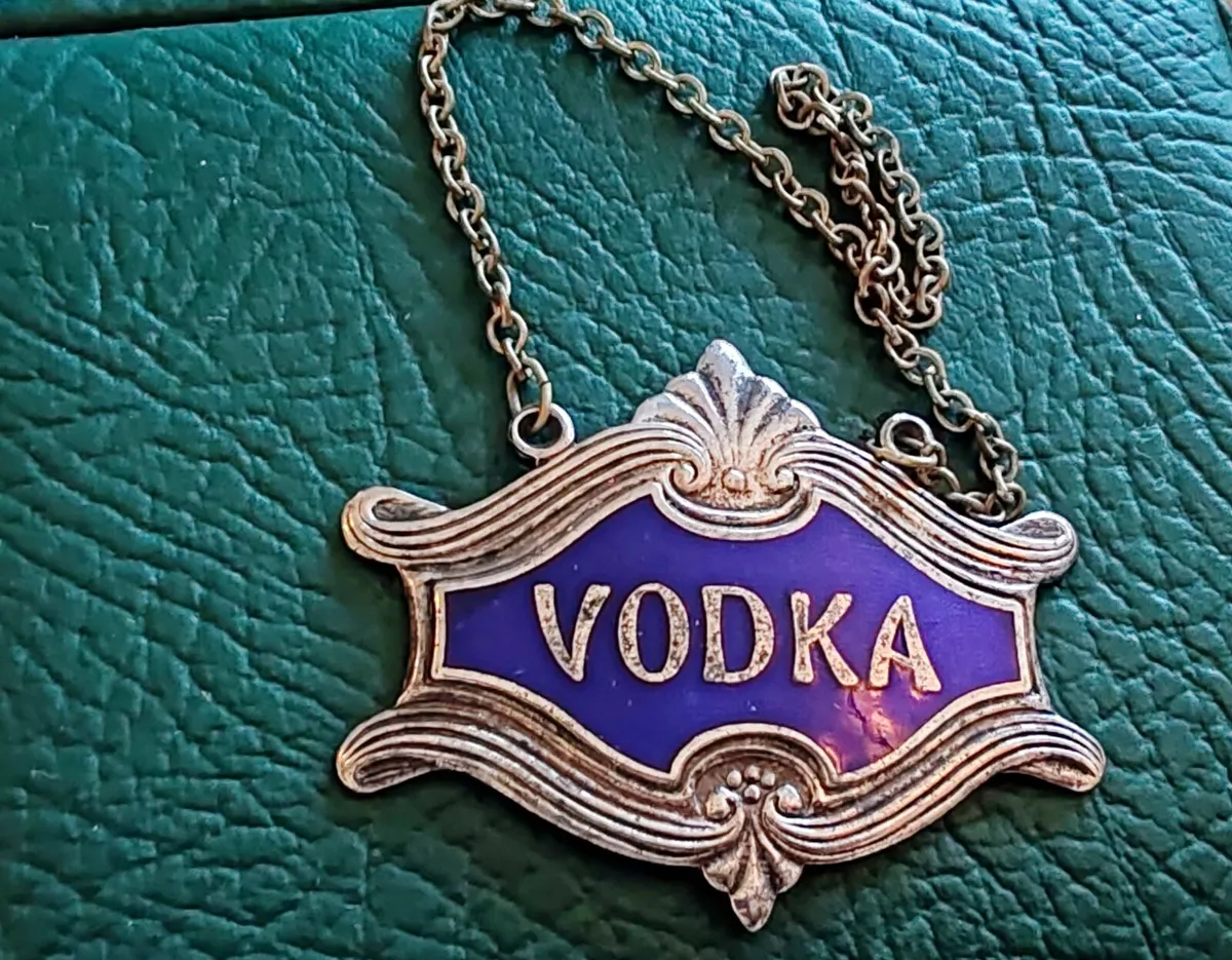 Vintage Vodka decanter label - Image 1