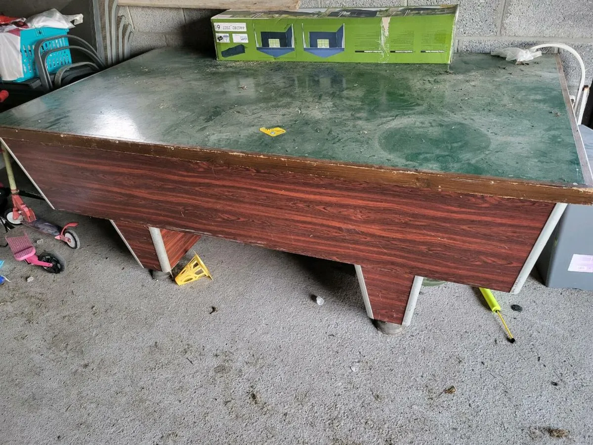 Pool table - Image 2