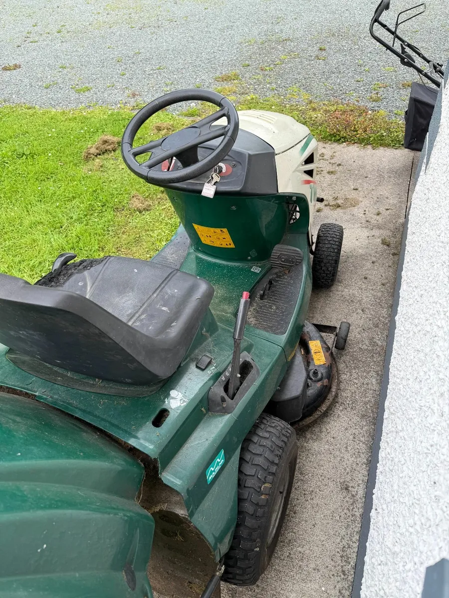 Ride on Lawn Mower - Image 1
