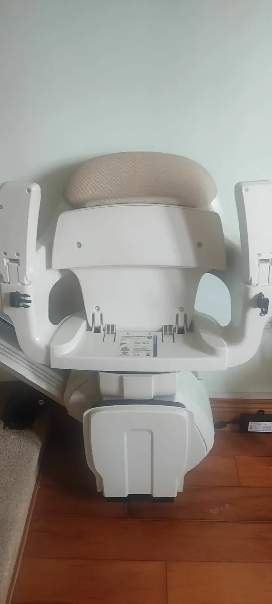 Stair lift chair - Image 1