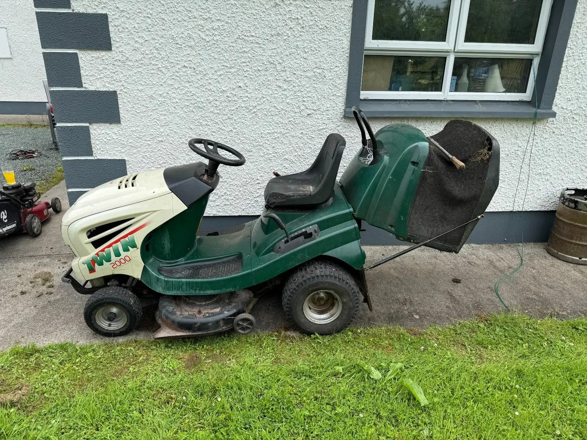 Ride on Lawn Mower - Image 3