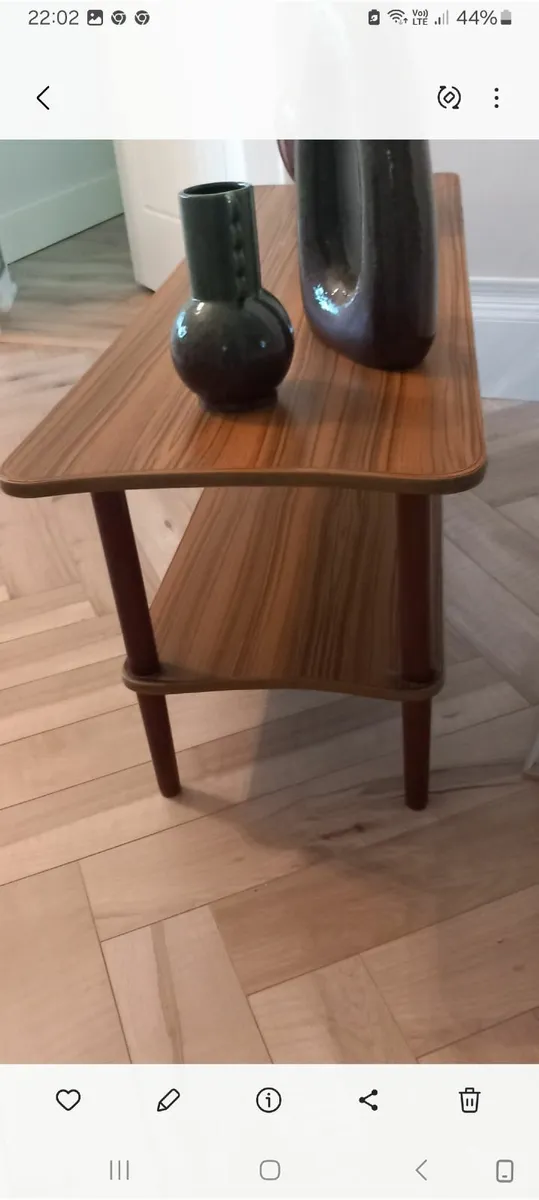 An original 1960s  retro 2 tier coffee table - Image 4