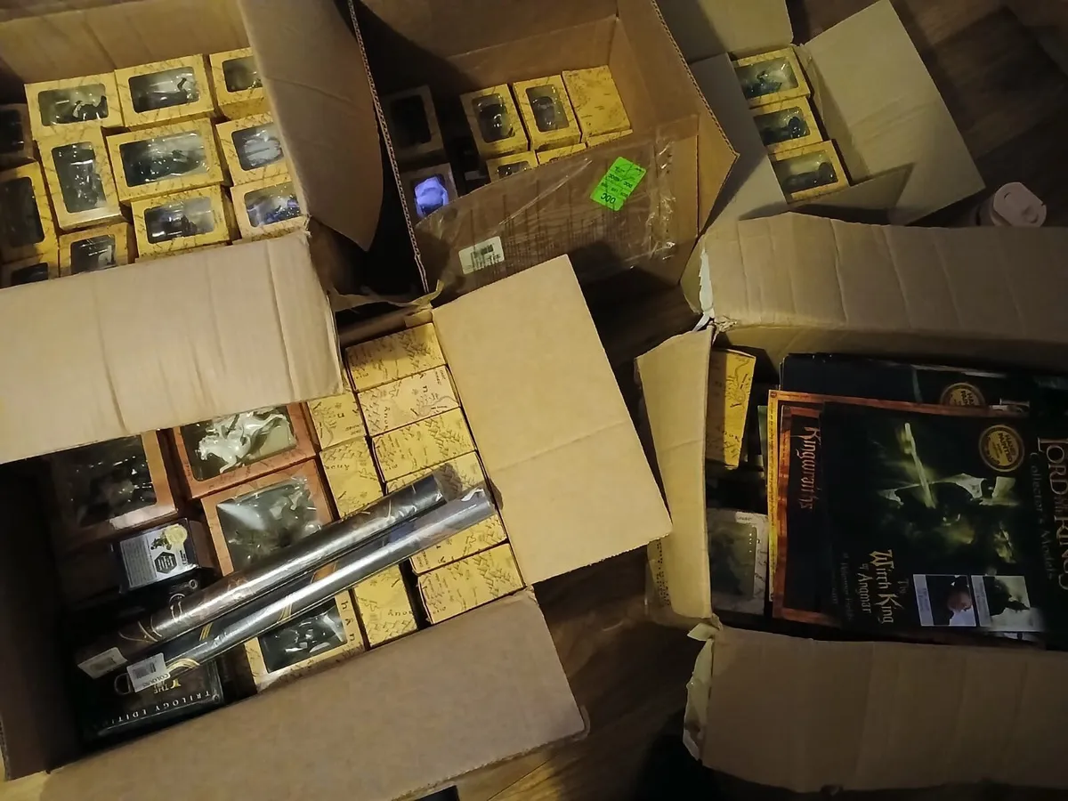 Lord of the Rings Collectables - Image 4
