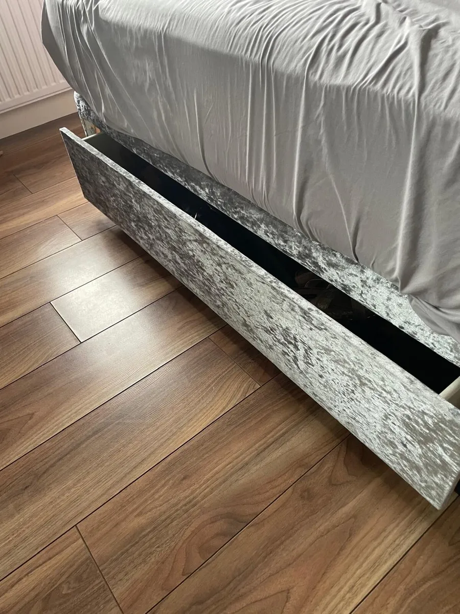 Double bed frame - Image 2