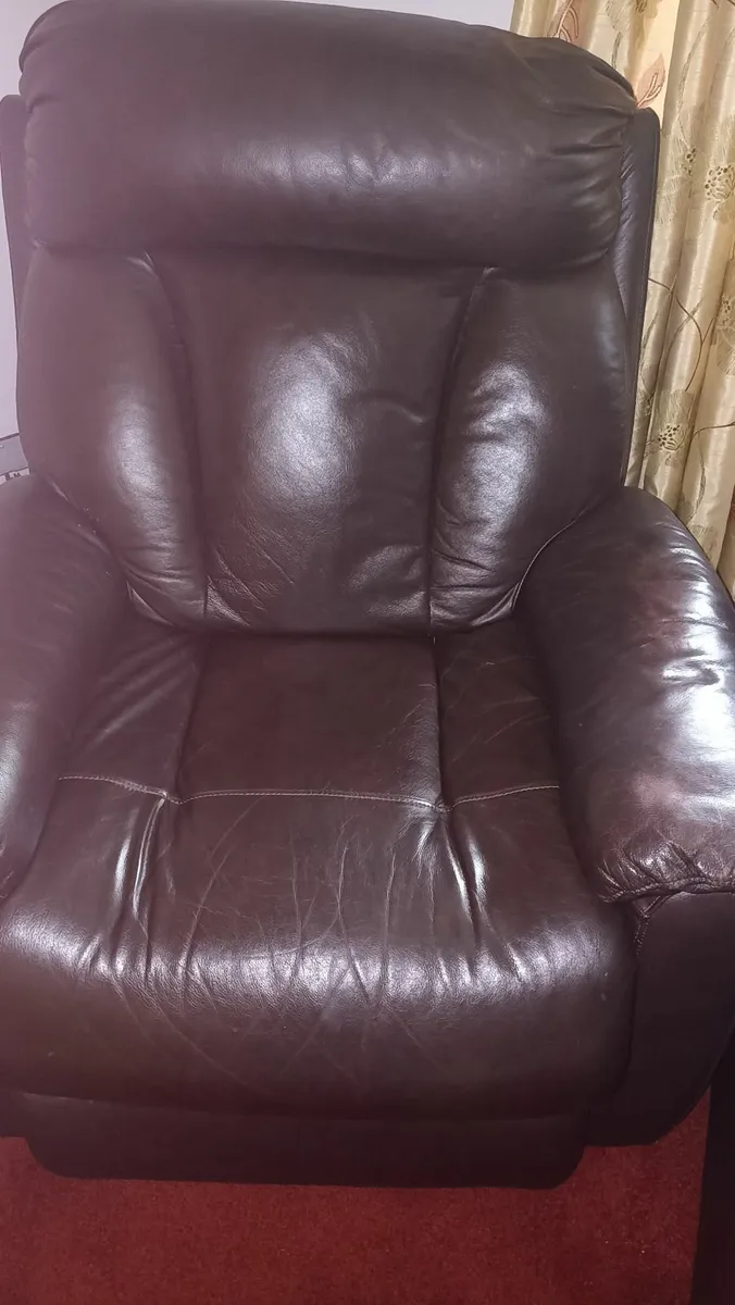 Lazy boyThree piece chocolate brown leather suite - Image 1