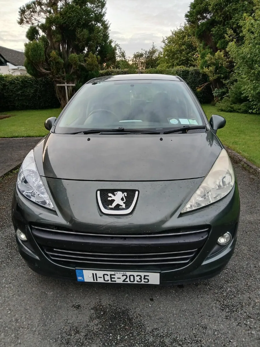 Peugeot 207 2011 - Image 1