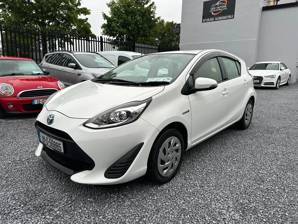 2018 (181) Toyota Aqua Hybrid 5DR Auto - Image 3