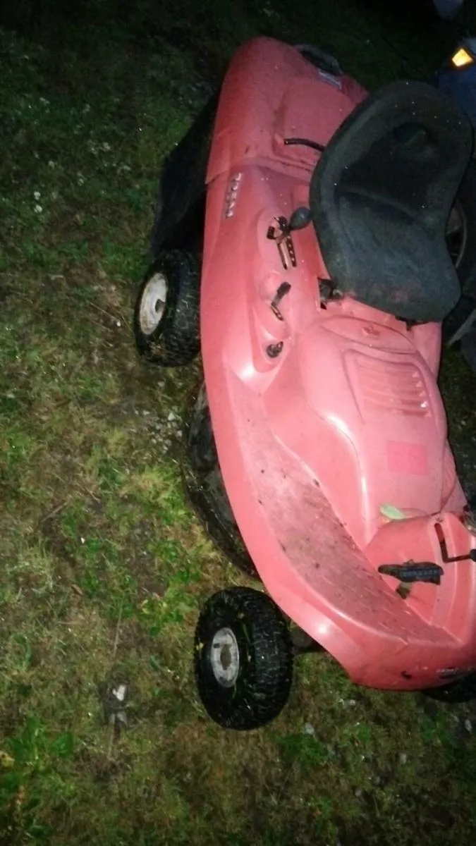 Mountfield m725 ride on mower 28inch - Image 2