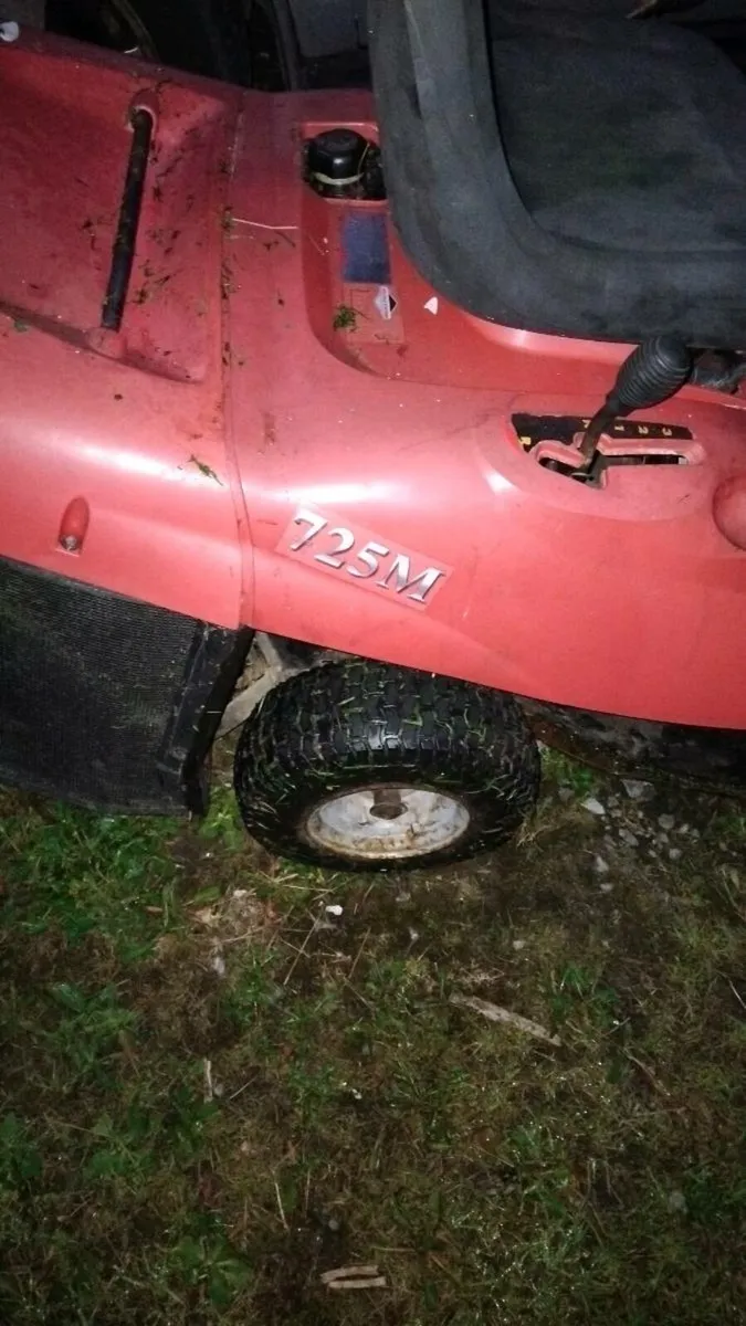 Mountfield m725 ride on mower 28inch - Image 3