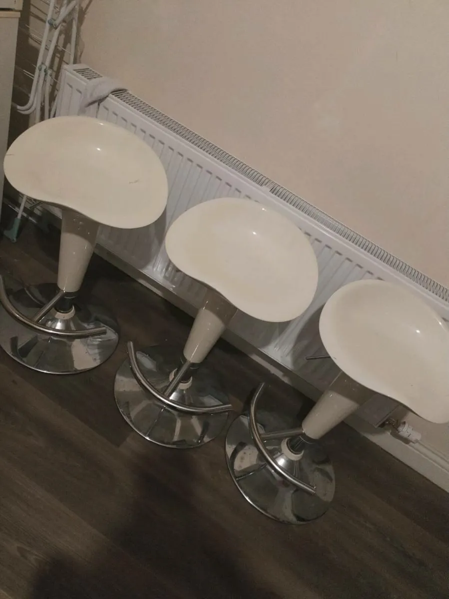 Kitchen bar stools - Image 2
