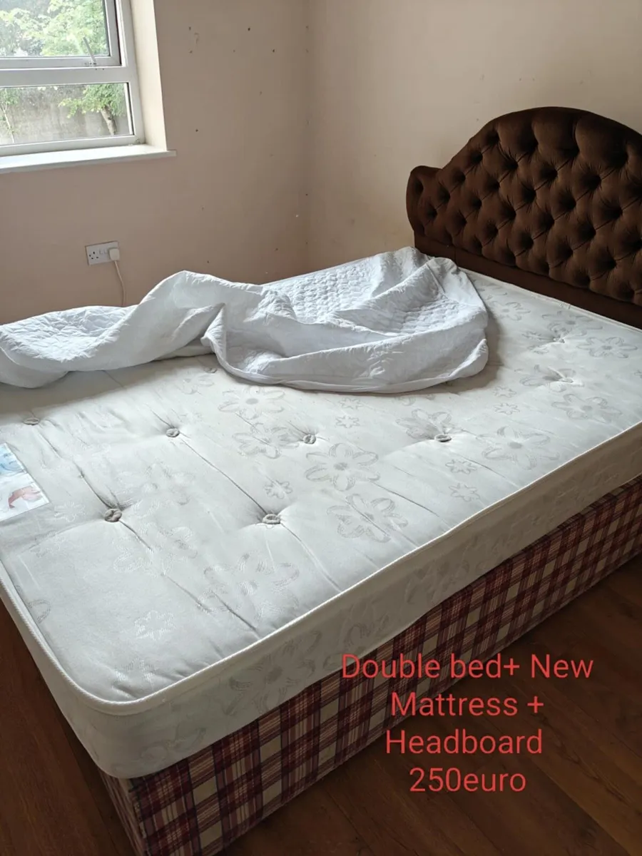 Double bed with mattress