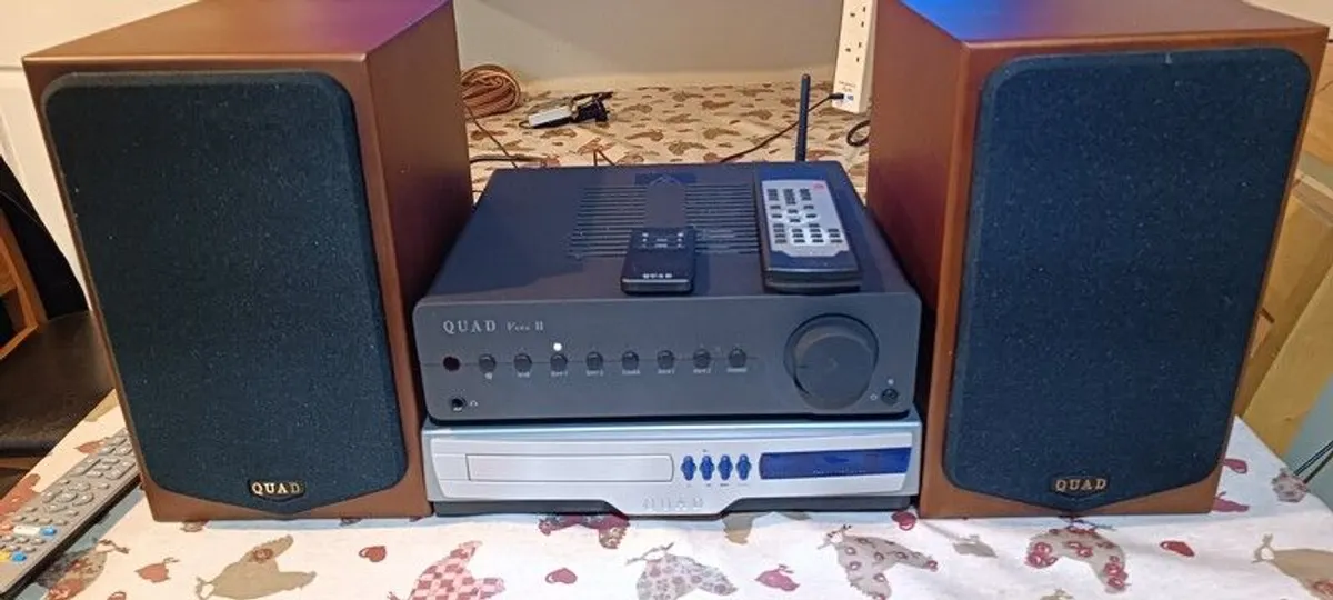 QUAD veena 11 amp with QUAD 99-CDP-2  and QUAD 11L Classic speakers - Image 1
