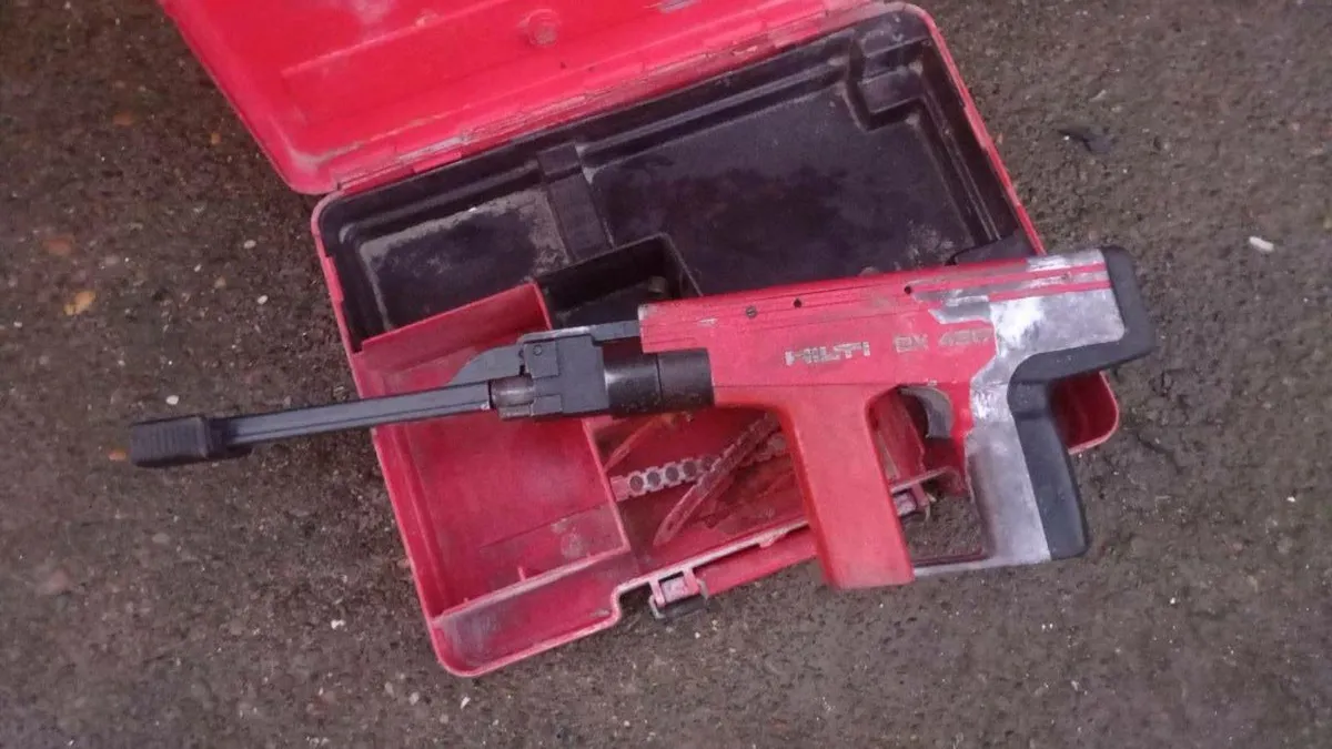 Hilti Concrete Nail Gun - Image 3