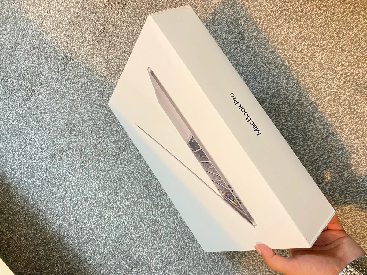 MacBook Pro 2020 Touch Bar Highest spec - Image 3