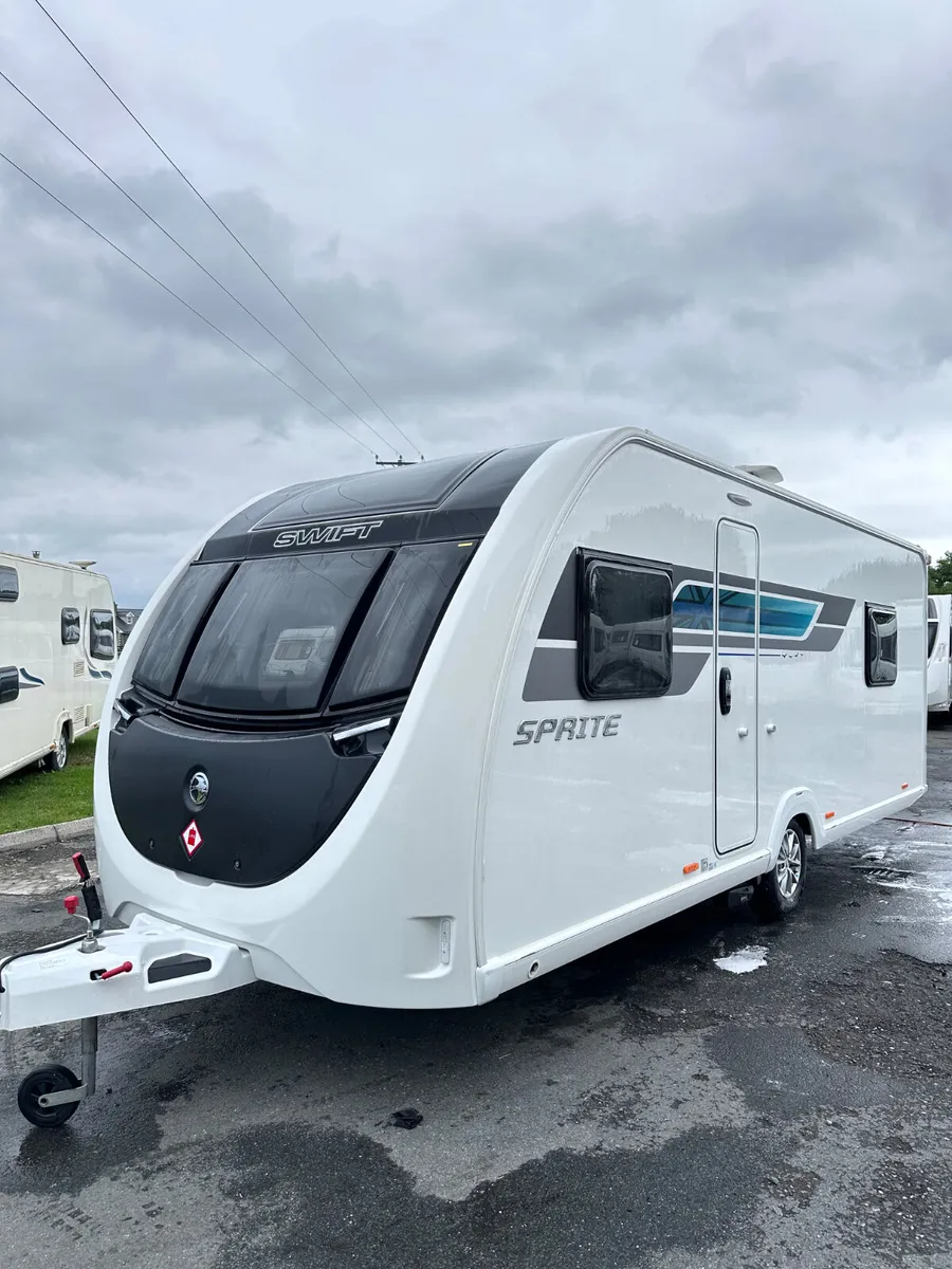 ✨2024 SWIFT SPRITE 4 BERTH REAR ISLAND BED✨ - Image 1