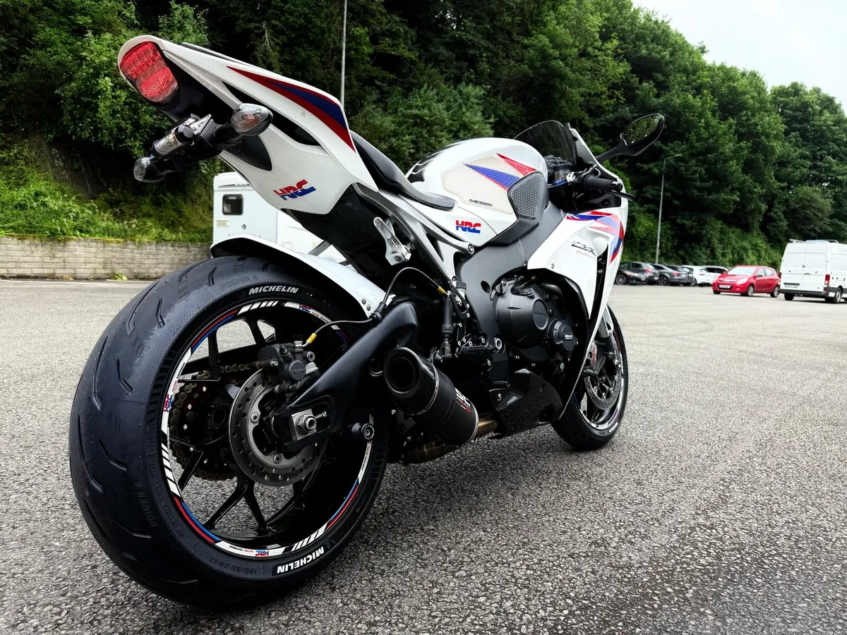 Honda CBR1000RR - Image 1