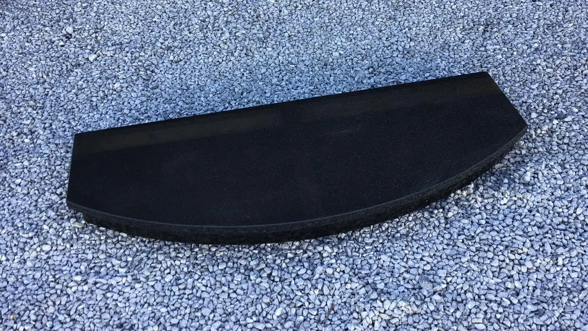 Granite Base half moon - Image 2