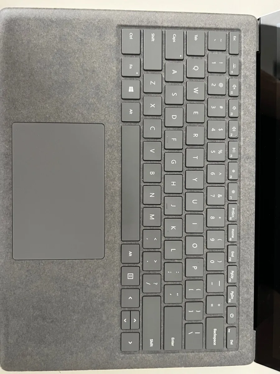 Microsoft Surface Laptop 4 – 13.5” | Ryzen 5 | 16G - Image 4