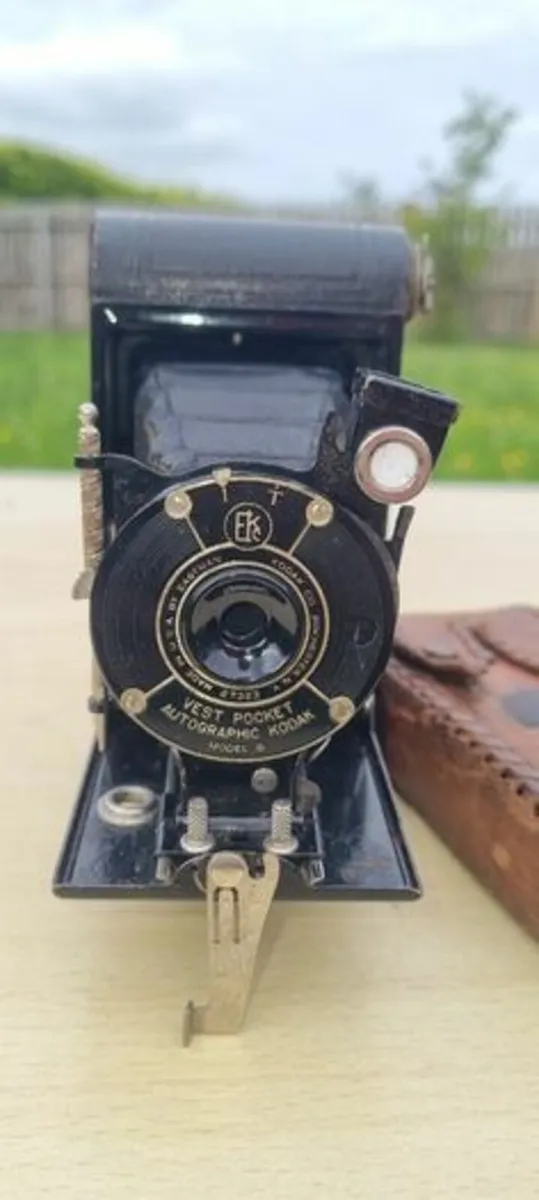 Eastman Kodak Vest Pocket Camera - Image 1