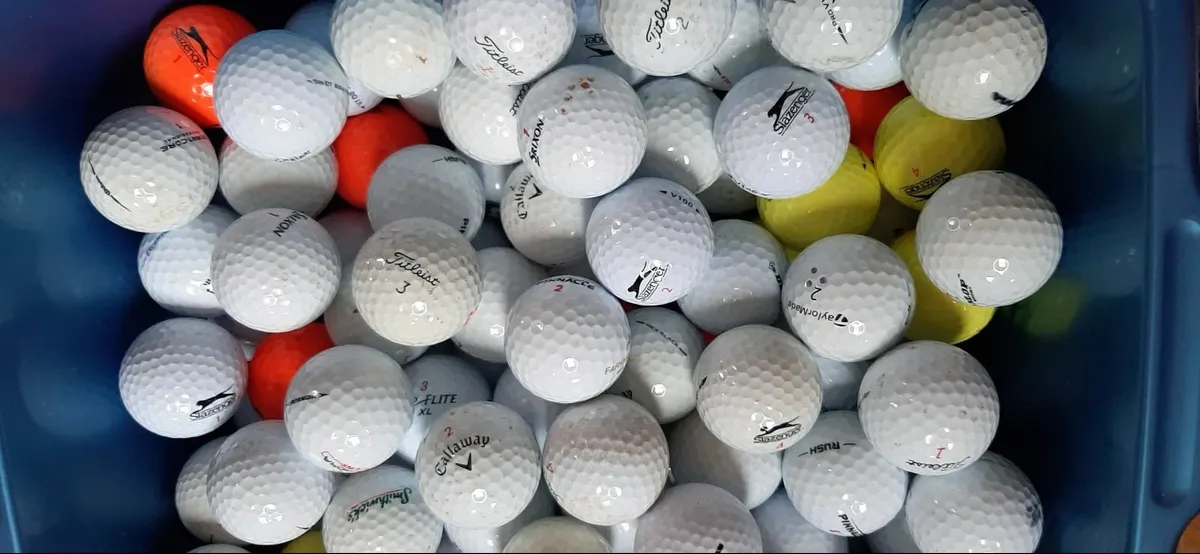 Golf balls - Image 1
