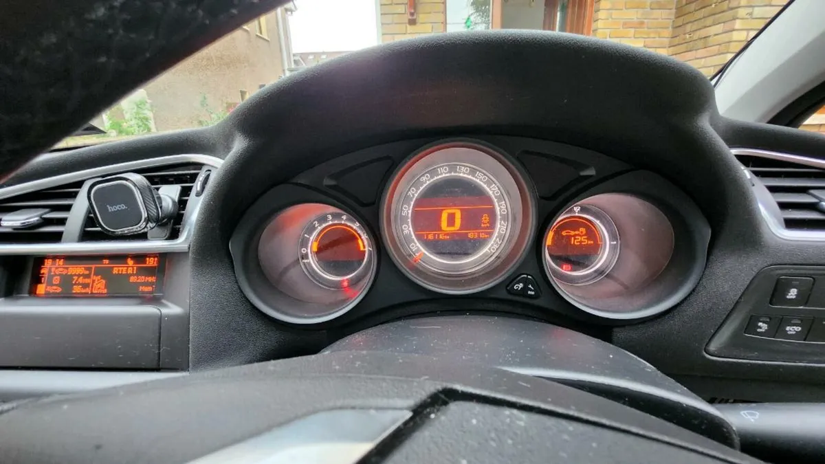 Citroen C4 Ethp130 VTR+ 4DR, 2014 - Image 4